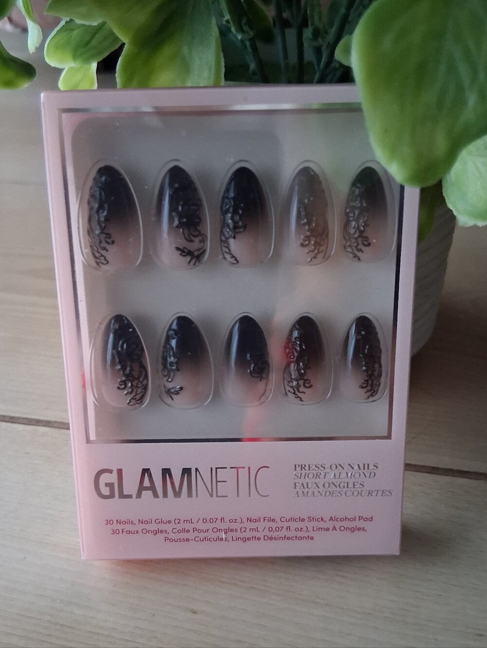 Glamnetic Press On In Short Almond 3D Design 'Til Death! A Beauty